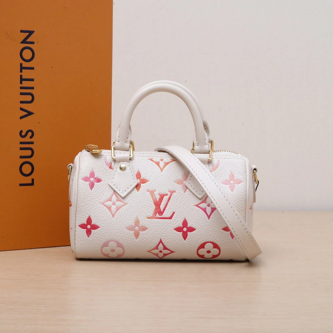 95新 LouisVuitton/路易威登 【黑黑】米色 Speedy Nano 16