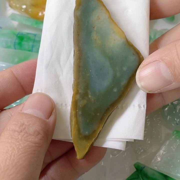 定制翡翠未镶嵌包工