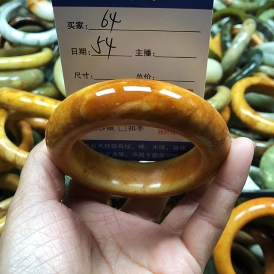 未镶嵌绿泥石云母质玉（岫岩玉）手镯