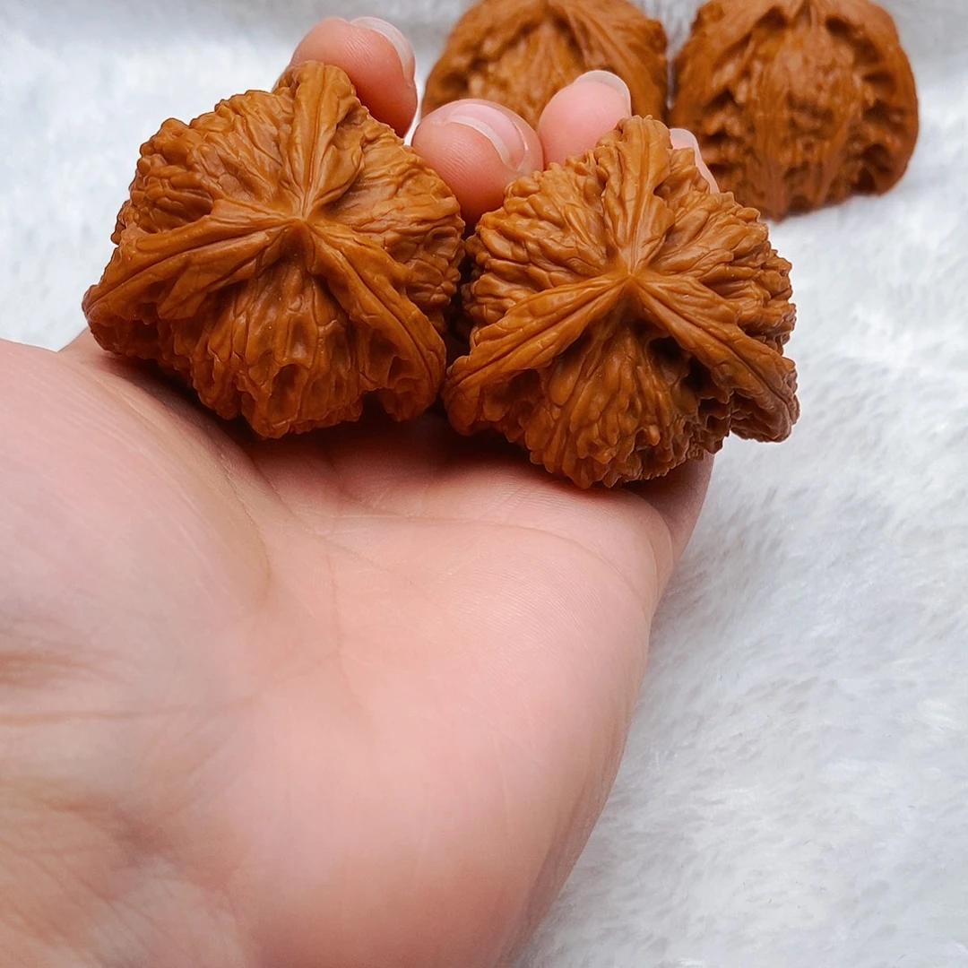 岁***_吊坠文玩核桃三棱