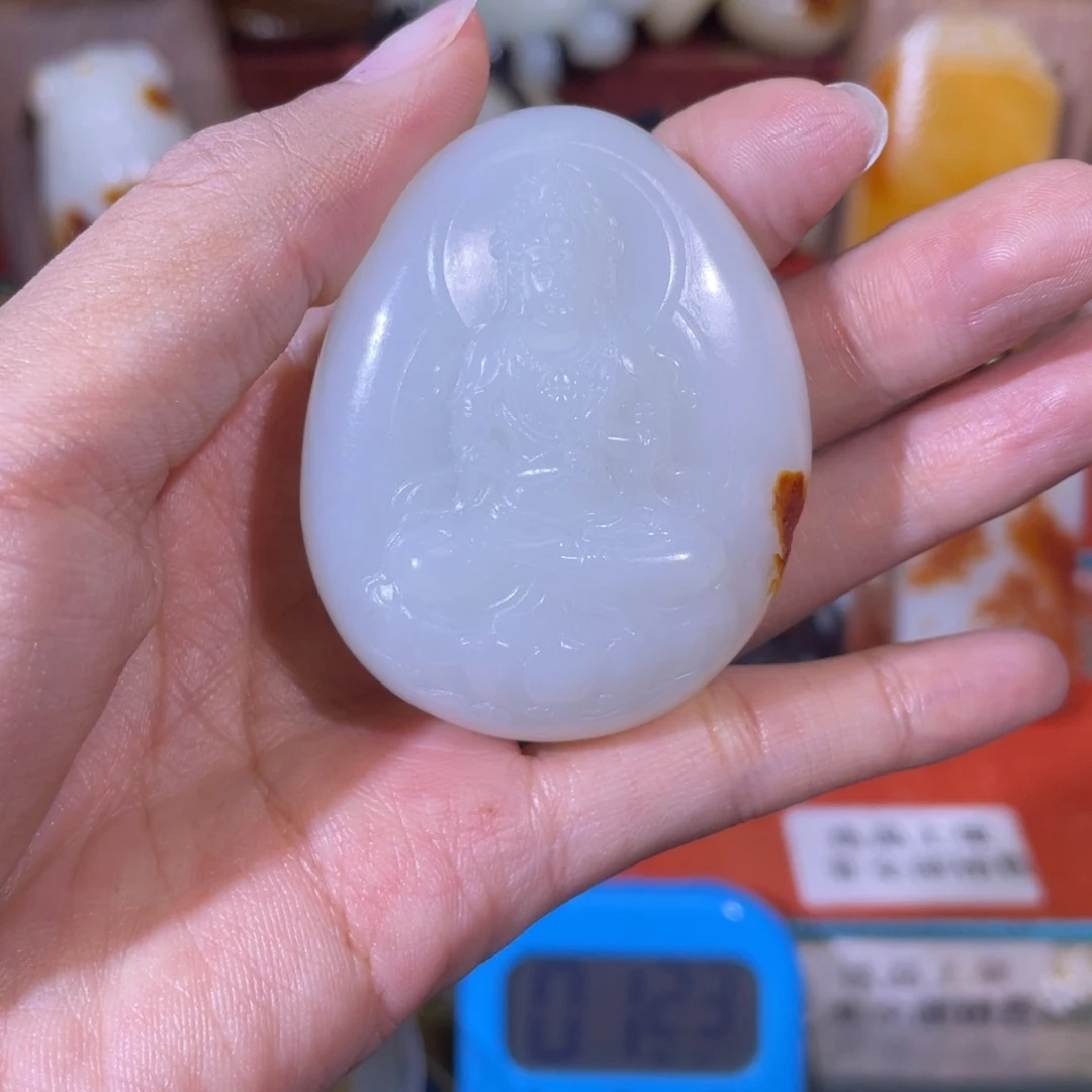 往***。和田玉未镶嵌挂件