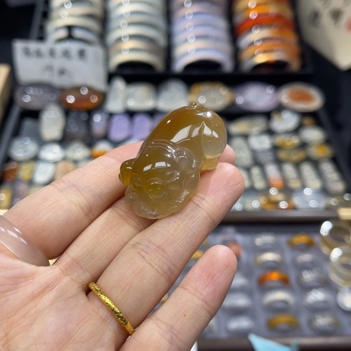 玛瑙/玉髓未镶嵌颈饰