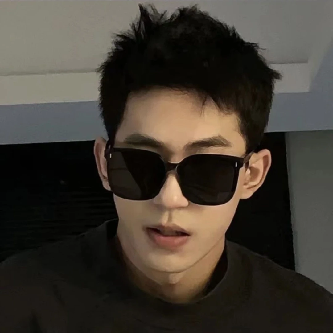 墨镜女高级感ins高颜值显脸小防紫外线防晒眼镜情侣太阳镜男潮