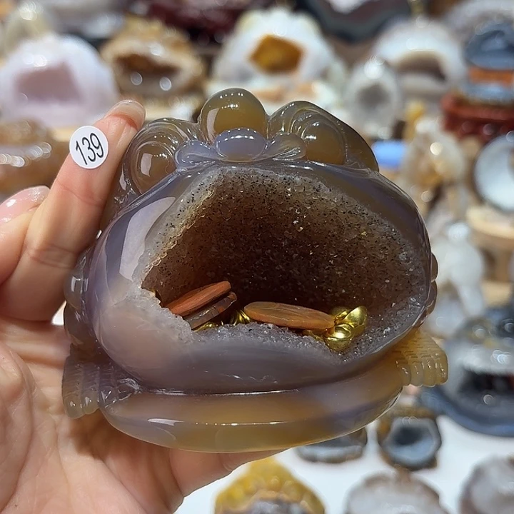 玛瑙/玉髓未镶嵌雕刻件