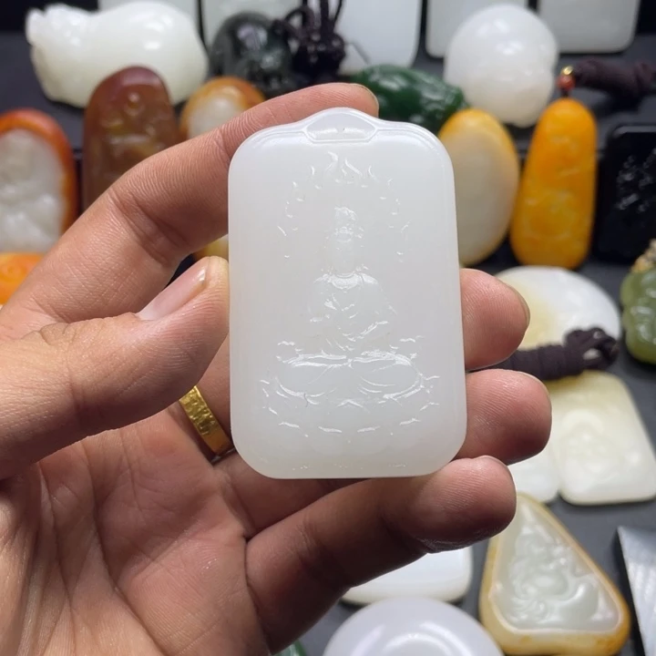 未镶嵌和田玉挂件