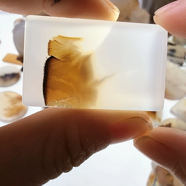 玛瑙/玉髓未镶嵌珠宝半成品