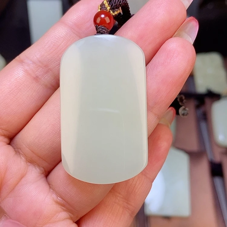 【闪购商品】颈饰未镶嵌和田玉