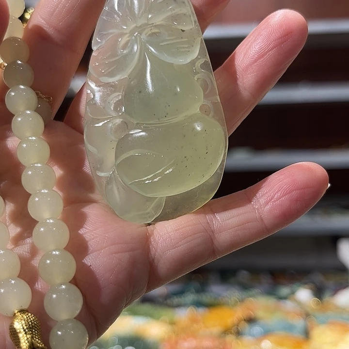 岫玉未镶嵌毛衣链