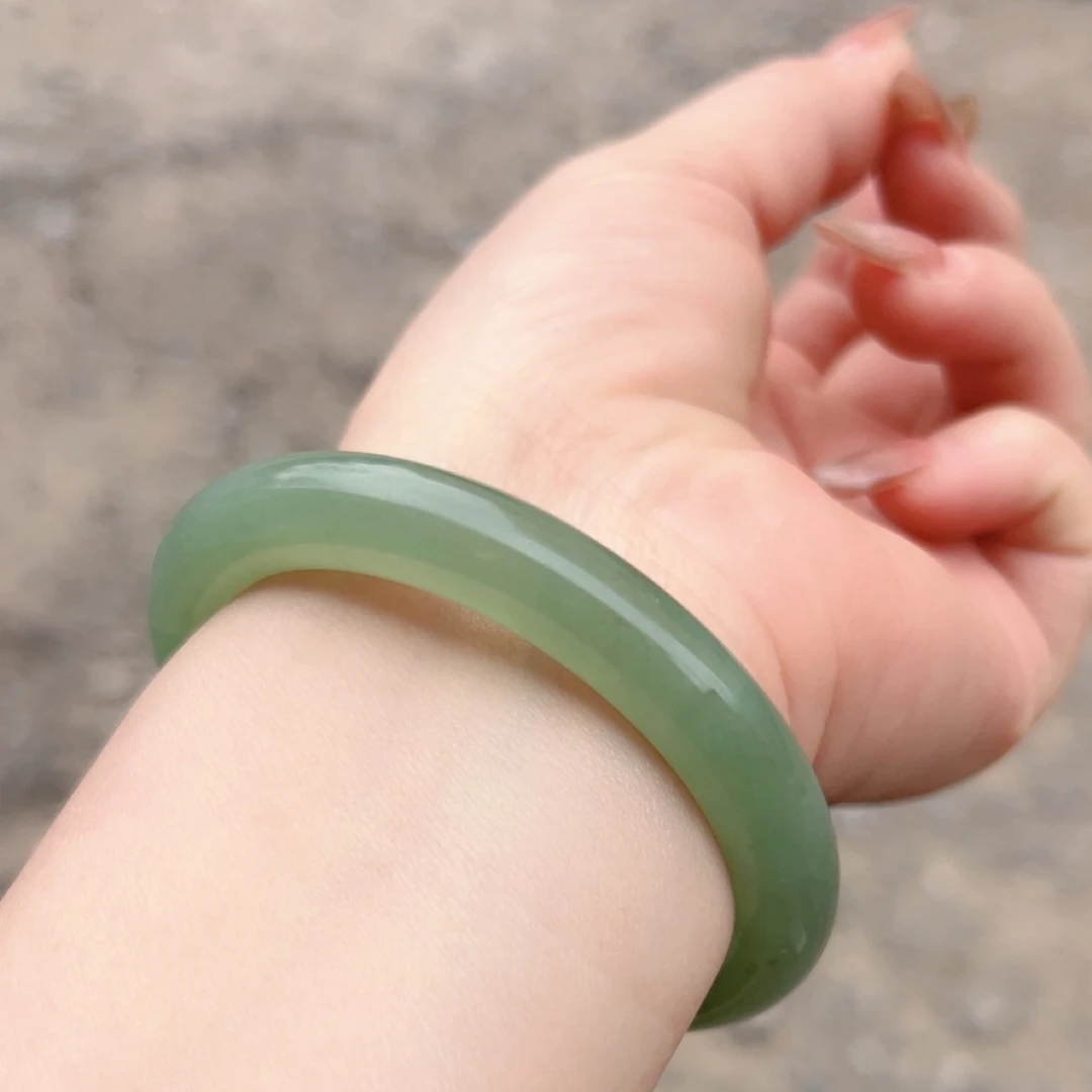 精品新疆蓝水手镯