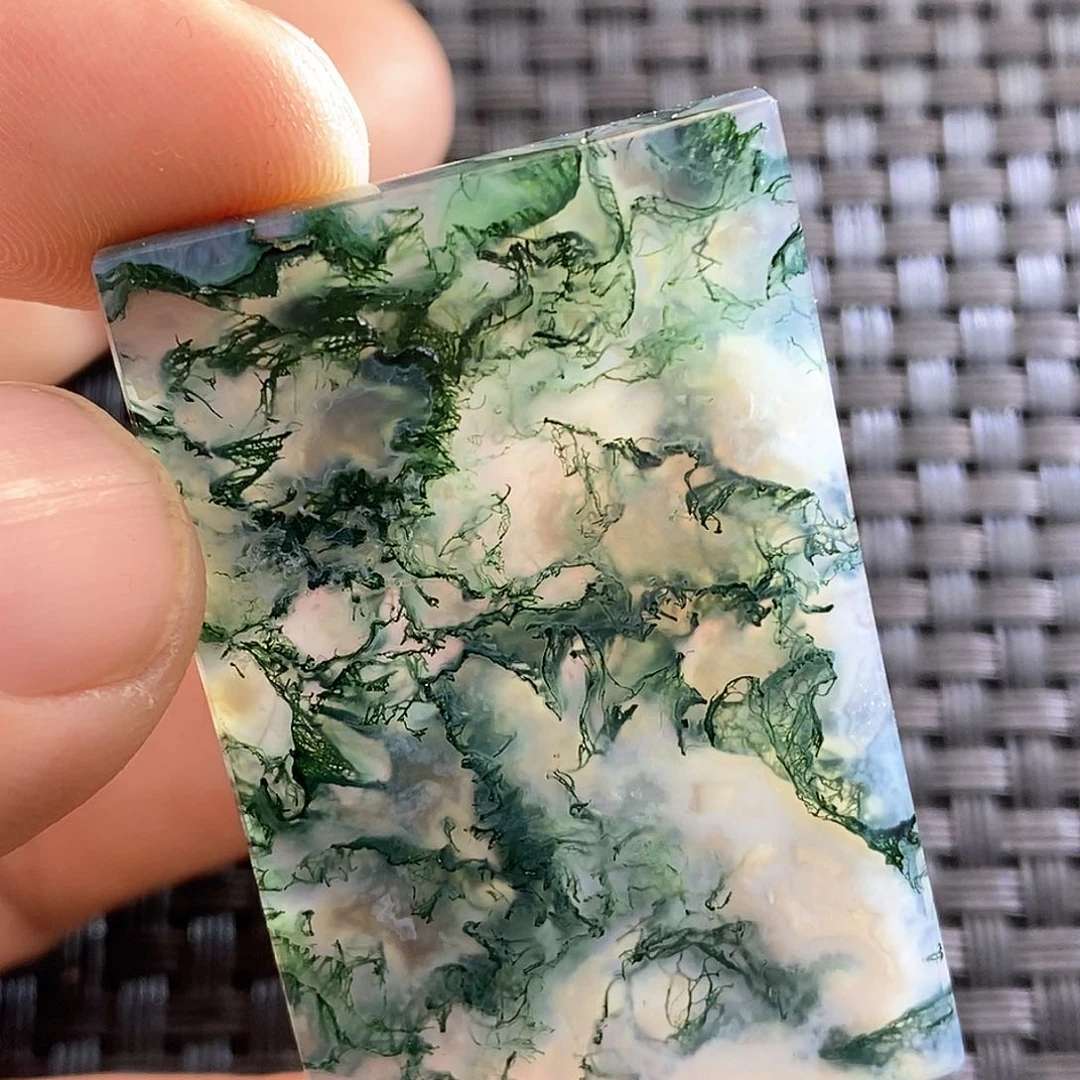 玛瑙/玉髓颈饰未镶嵌世**尘