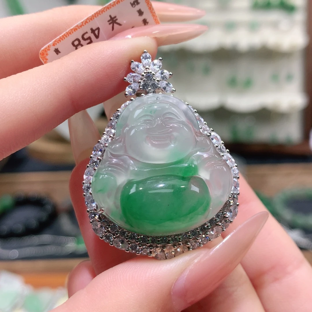 石英质玉（非洲翠）银S925镶嵌颈饰佛公