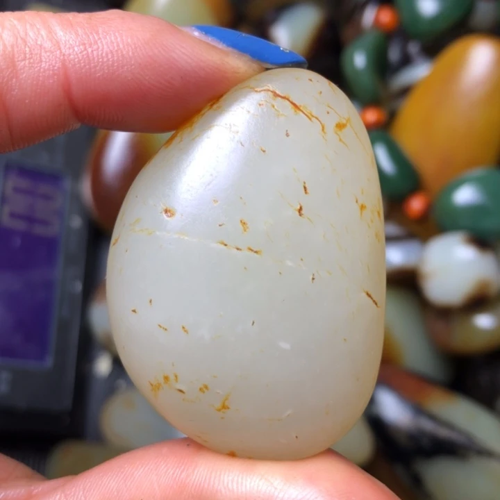 和田玉未镶嵌珠宝奇石