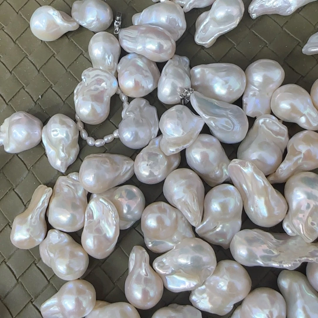 颈饰淡水珍珠银S925镶嵌巴洛克吊坠一颗