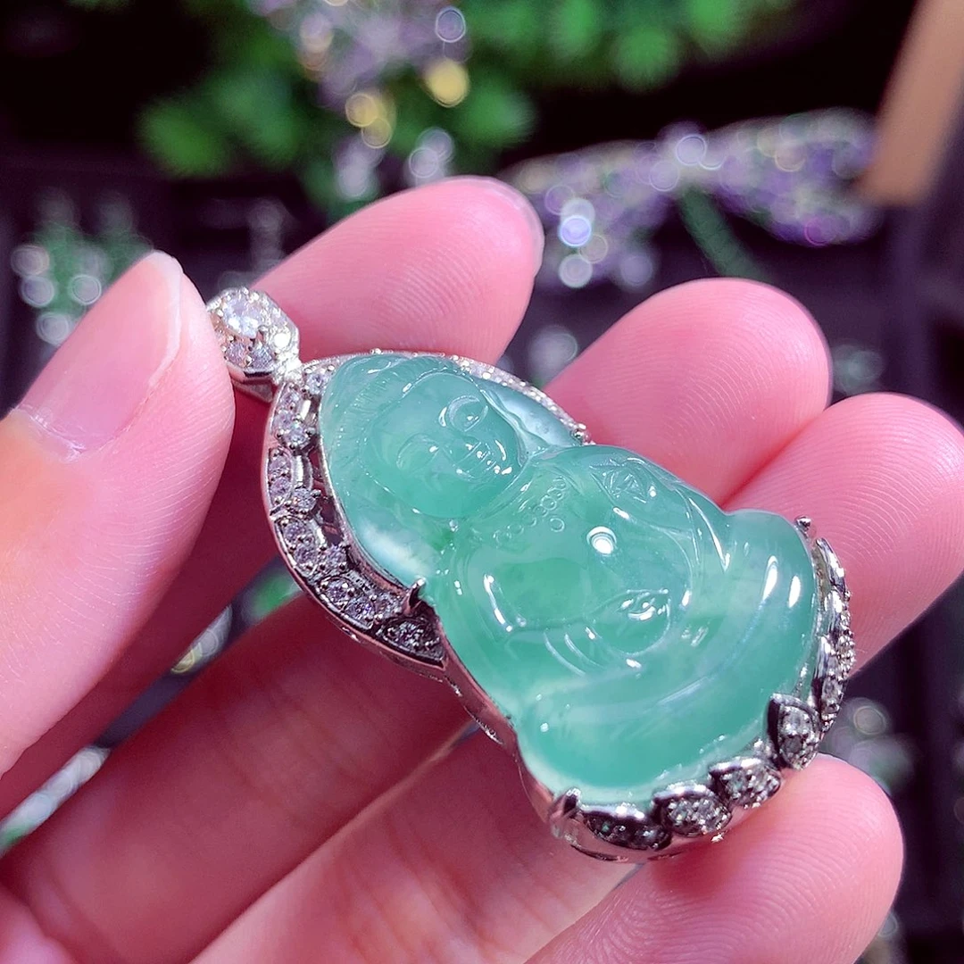 颈饰未镶嵌翡翠天然