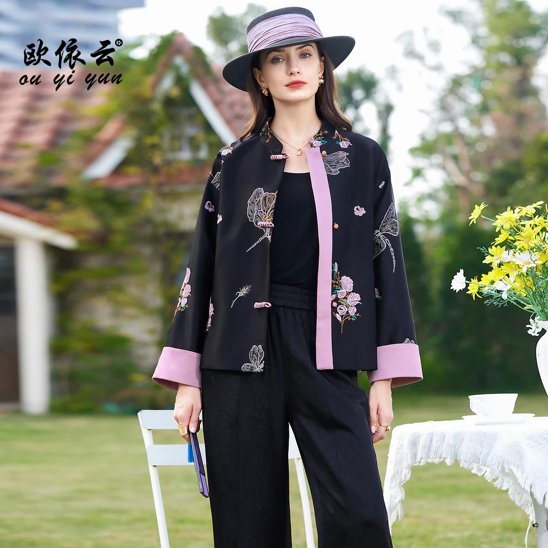 50302欧依云高级感气质外套洋气妈妈减龄新中式刺绣上衣女春装