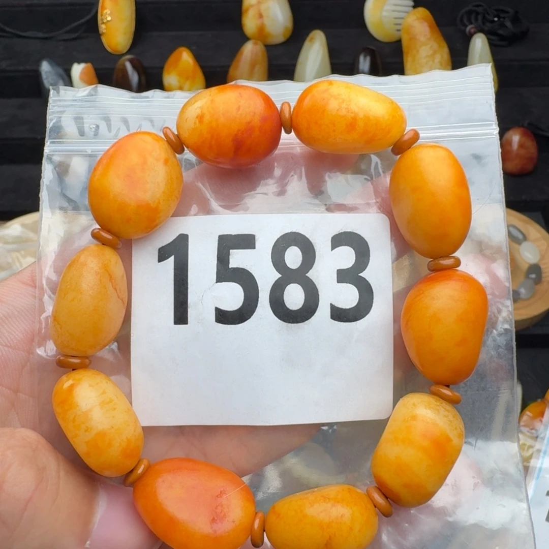 和田玉未镶嵌手串