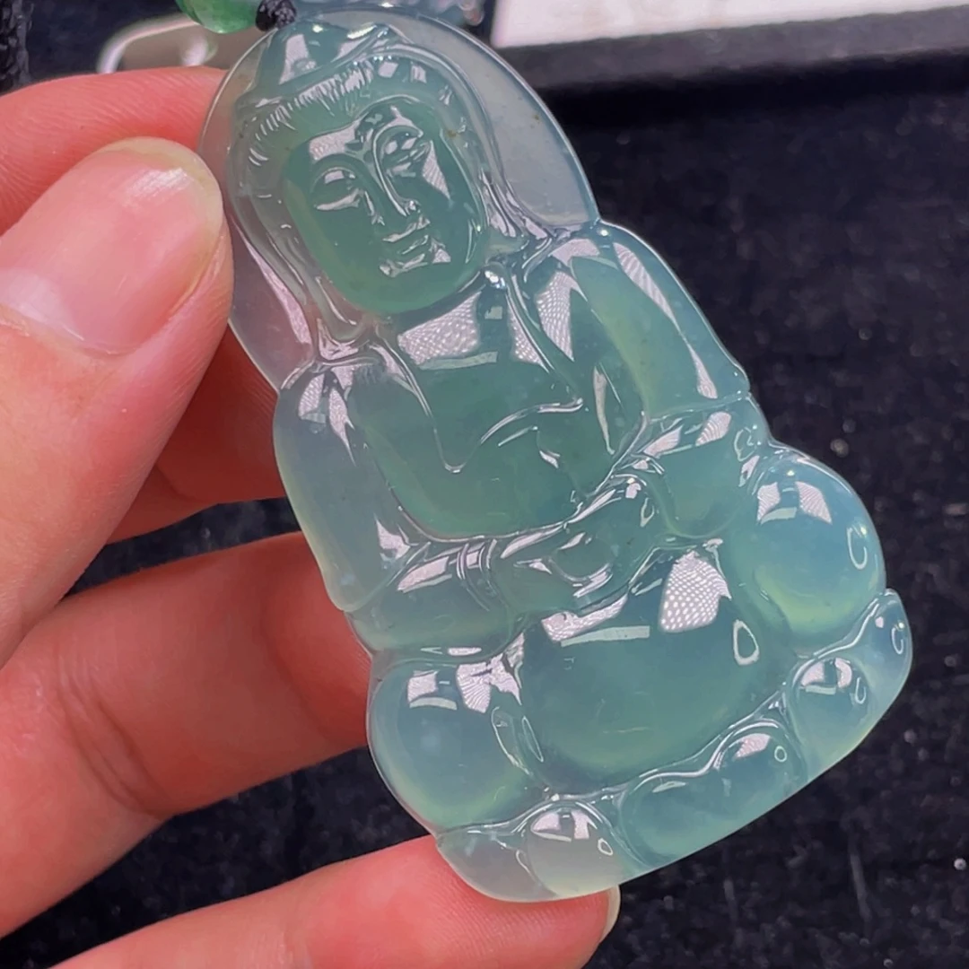 翡翠未镶嵌颈饰6,