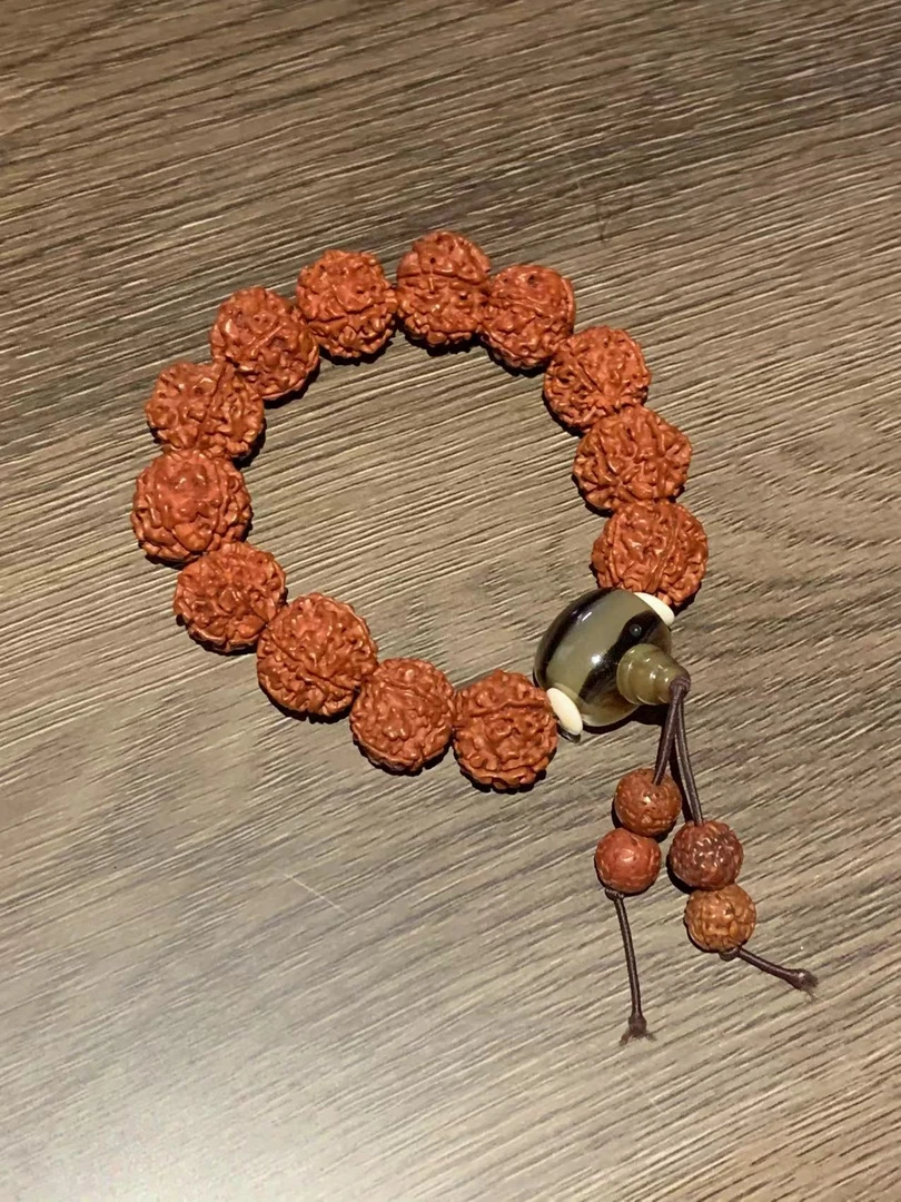 精品手串  YW  163  （无礼盒）