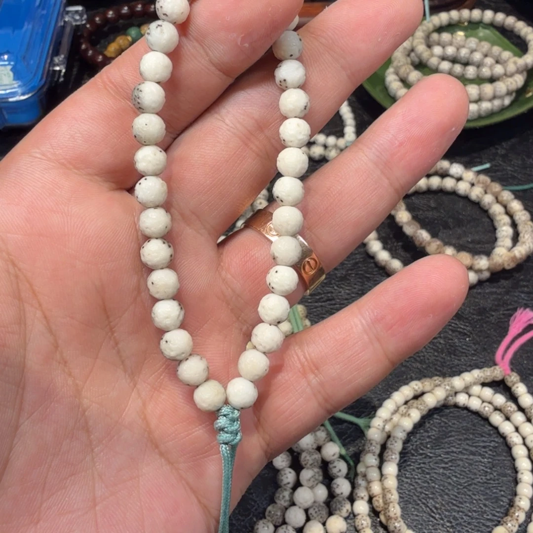 星月菩提吊坠7改荔枝纹手持。