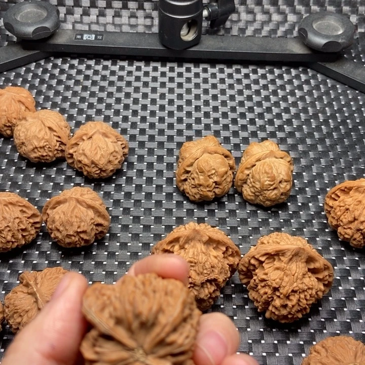 冰****大大大大大大大磨盘