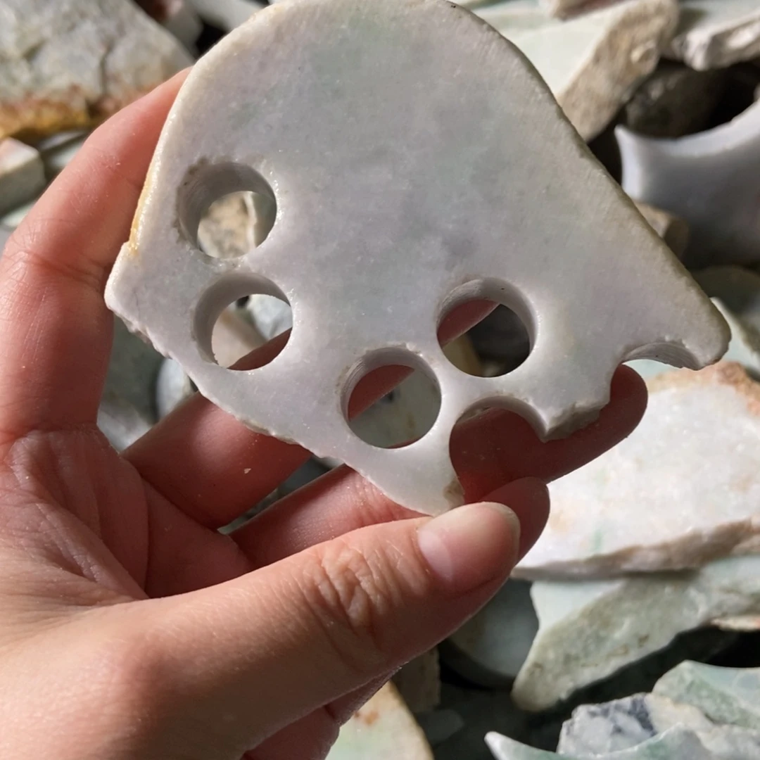 翡翠未镶嵌颈饰天然翡翠