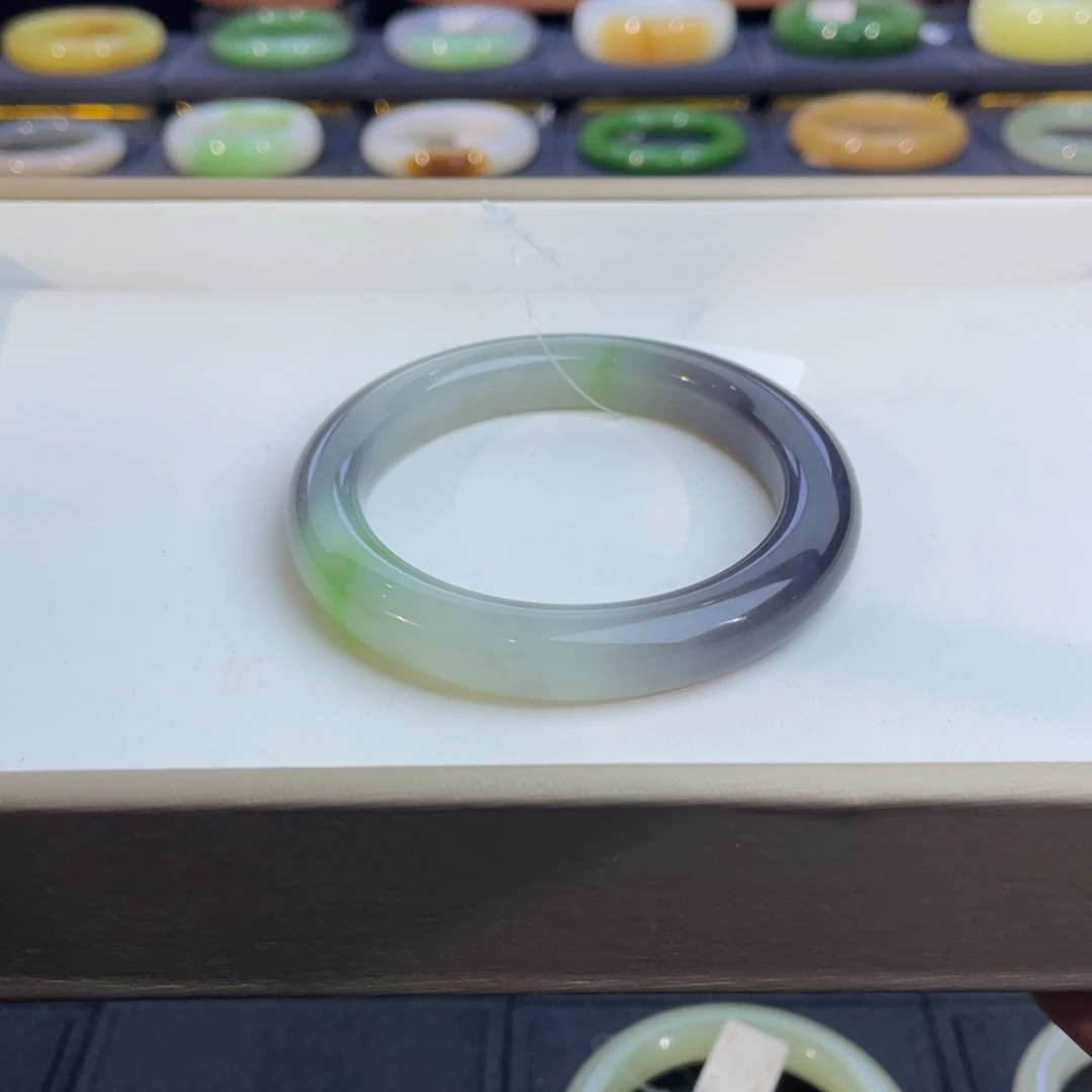 和田玉未镶嵌手镯-帝王紫！紫翠三色