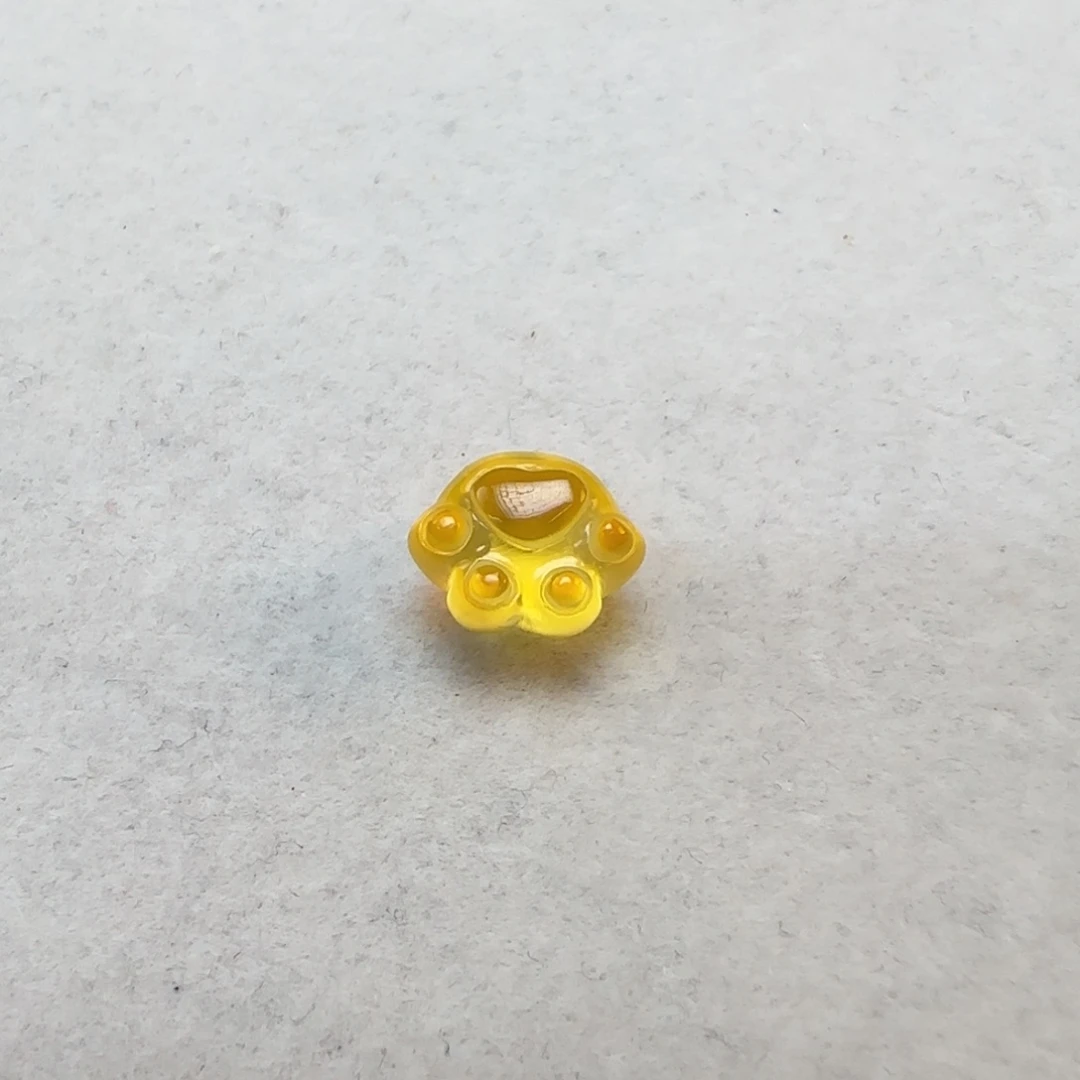 裸石琥珀未镶嵌定制