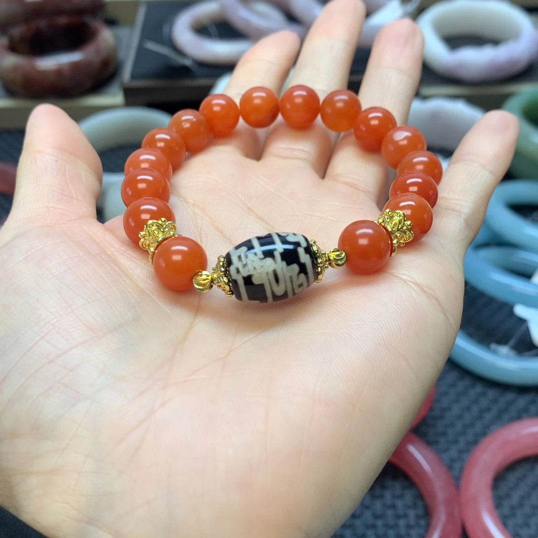 石英岩玉未镶嵌手镯