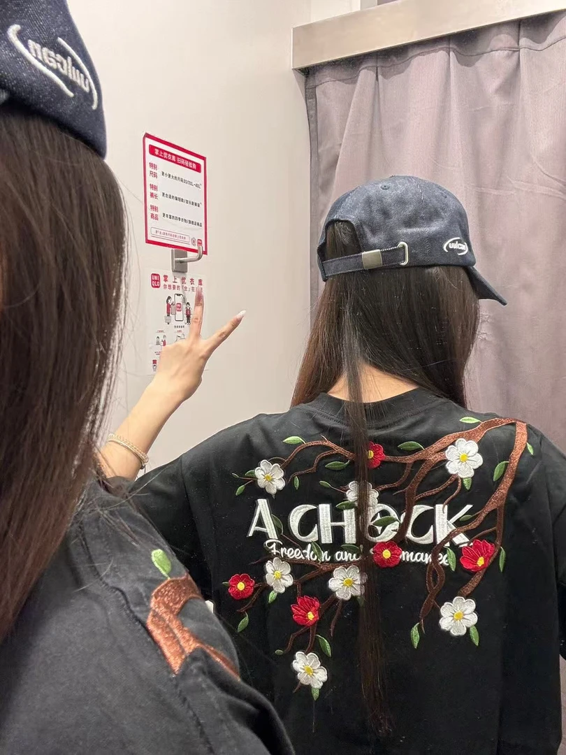 伶落旧人 美式复古刺绣花卉短袖t恤男女夏季新款宽松纯棉情侣上衣