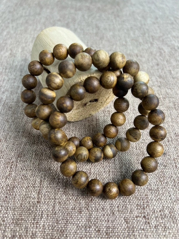 A001奇楠沉香10圆珠单圈多样性发一