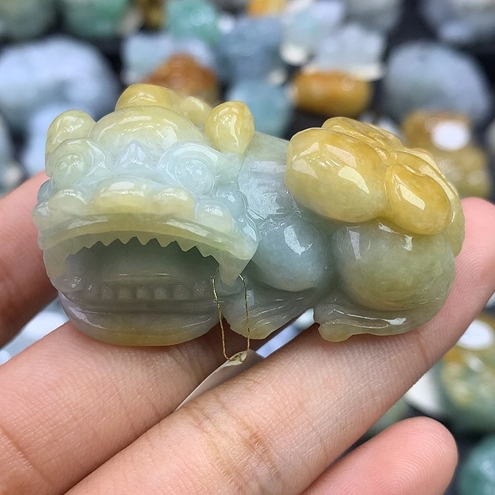 ༊***歖颈饰未镶嵌翡翠天然缅甸翡翠