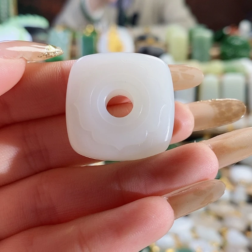 【闪购商品】和田玉吊坠未镶嵌