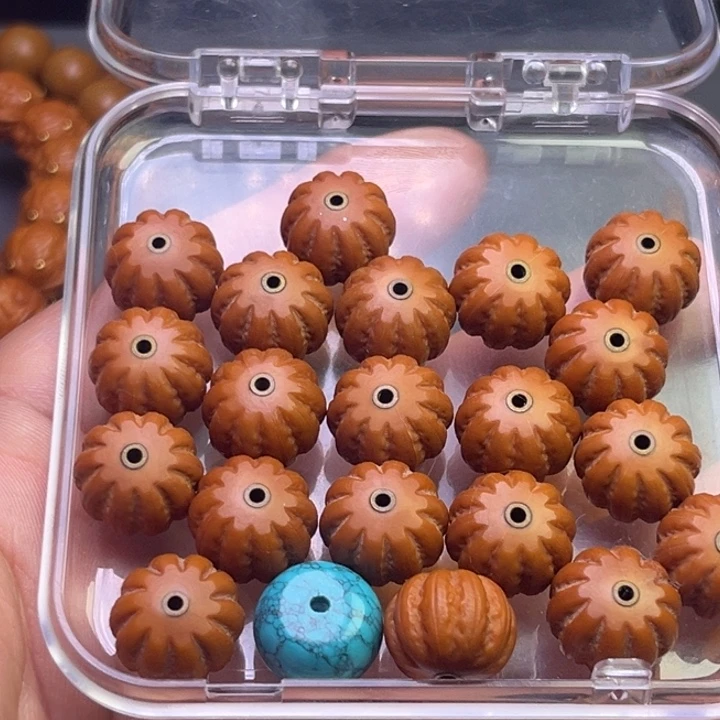 猴头核桃吊坠八棱