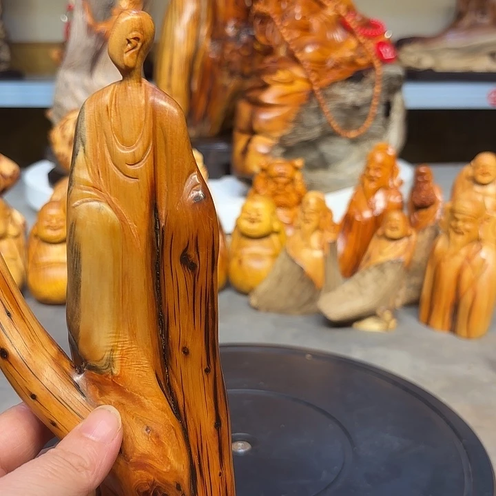 柏木太行崖柏无相佛