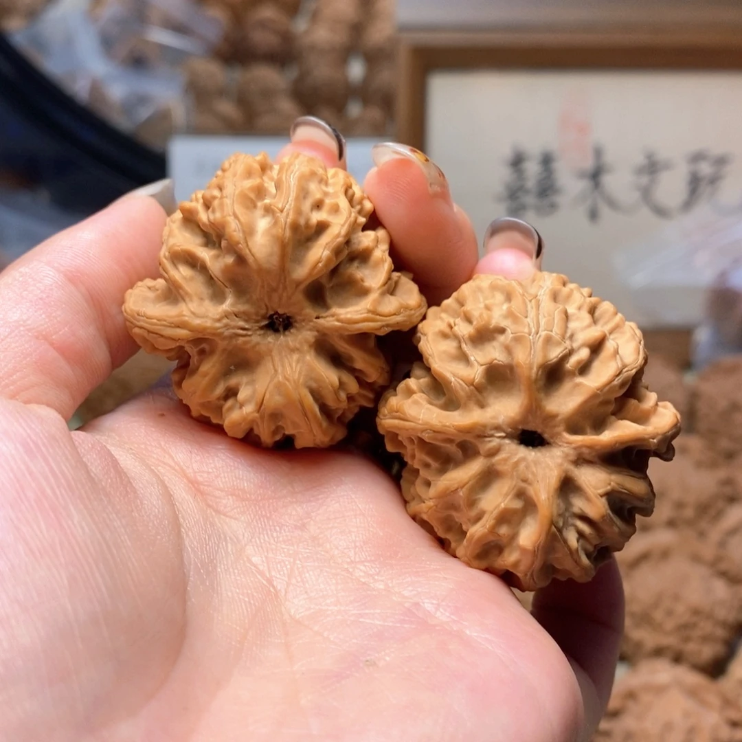 文玩核桃把件40苹果园