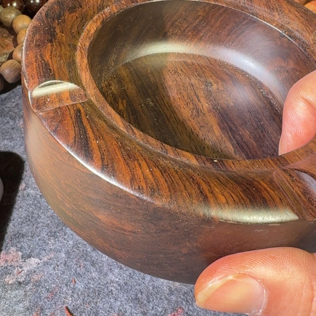 风车木（黑檀木）烟灰缸