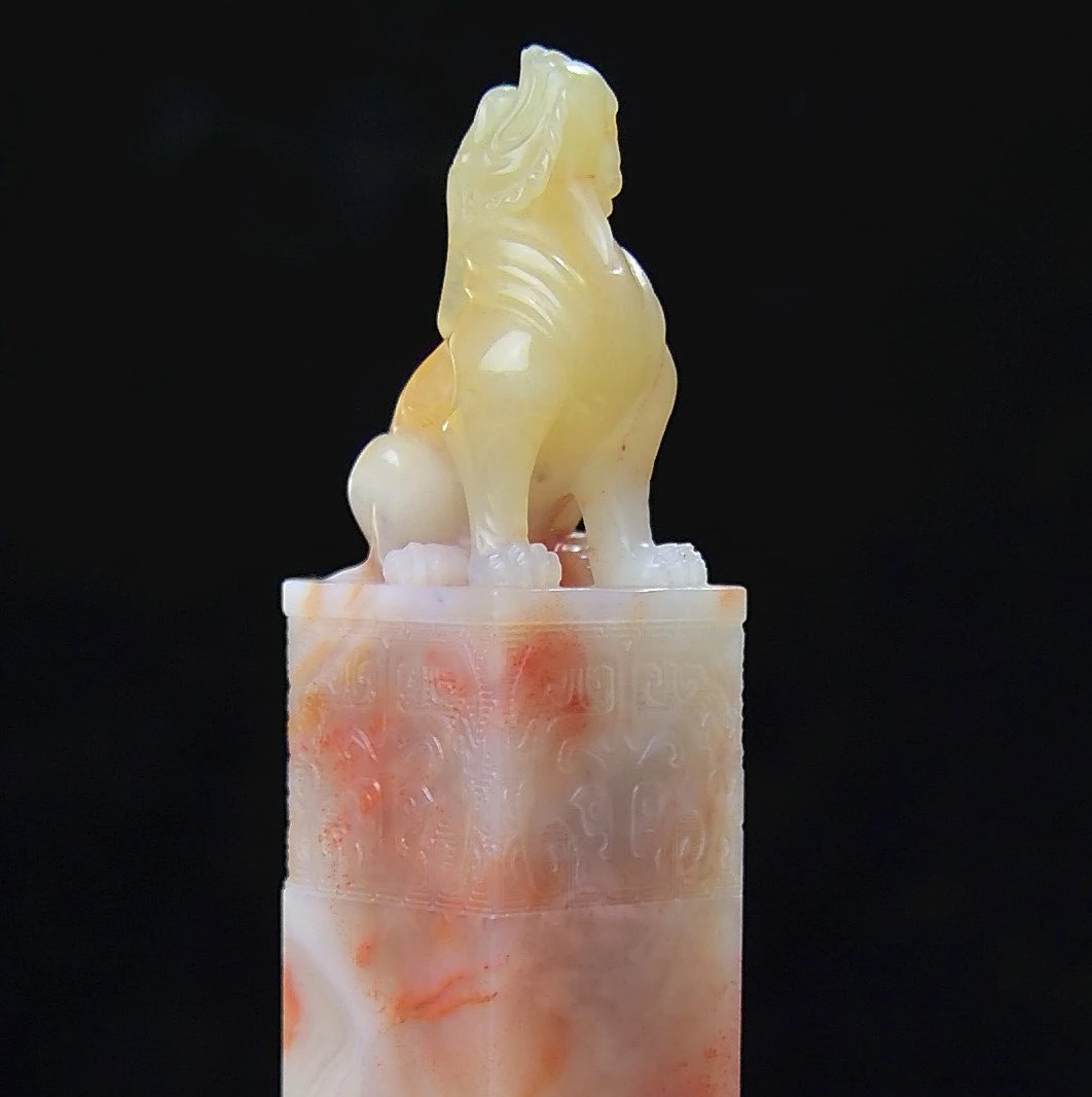 三彩荔枝体，瑞兽呈祥