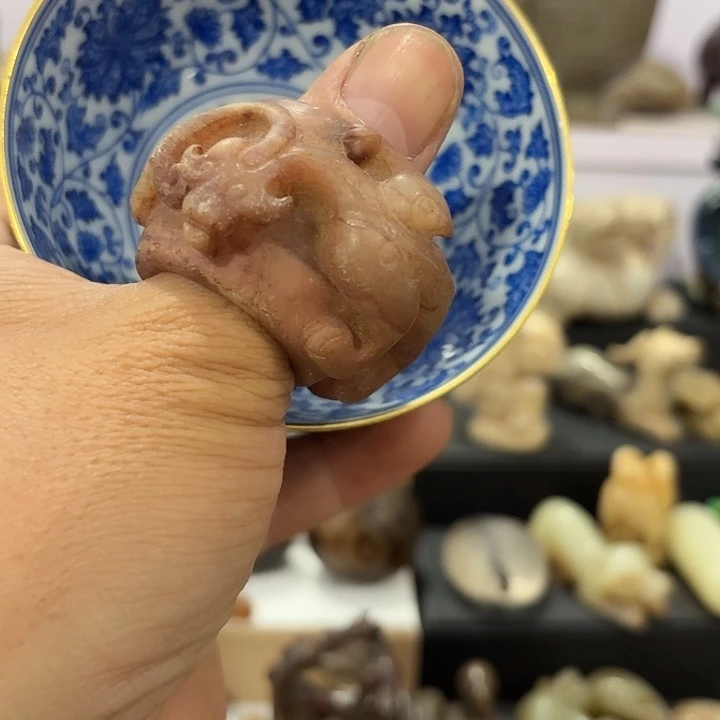 瓷片瑞*瓷自顾自的一个人