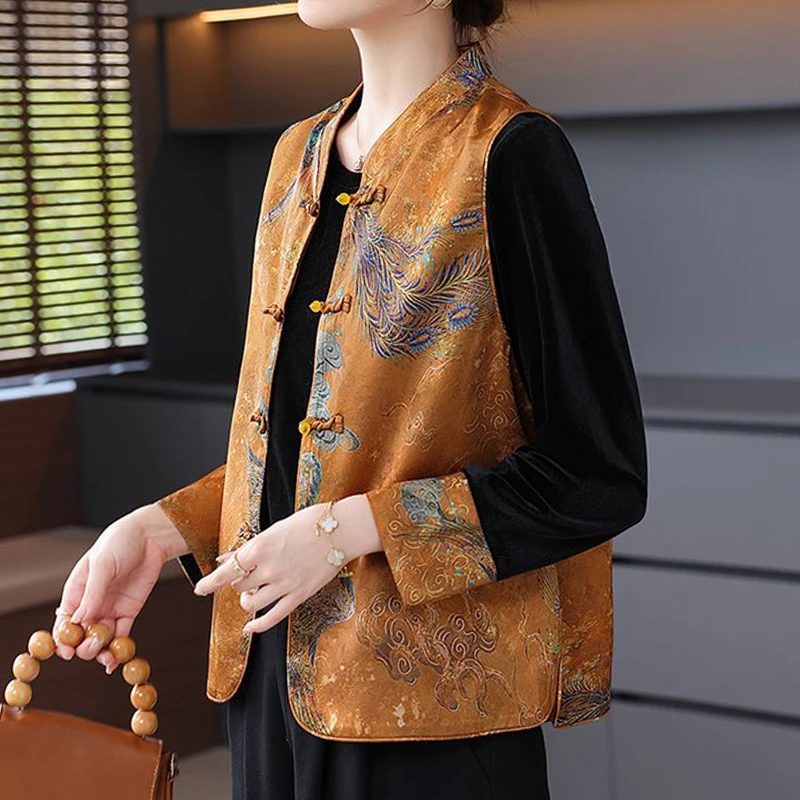 妈妈春秋装国风金丝绒两件套2025新款中老年流光风新中式马甲外套