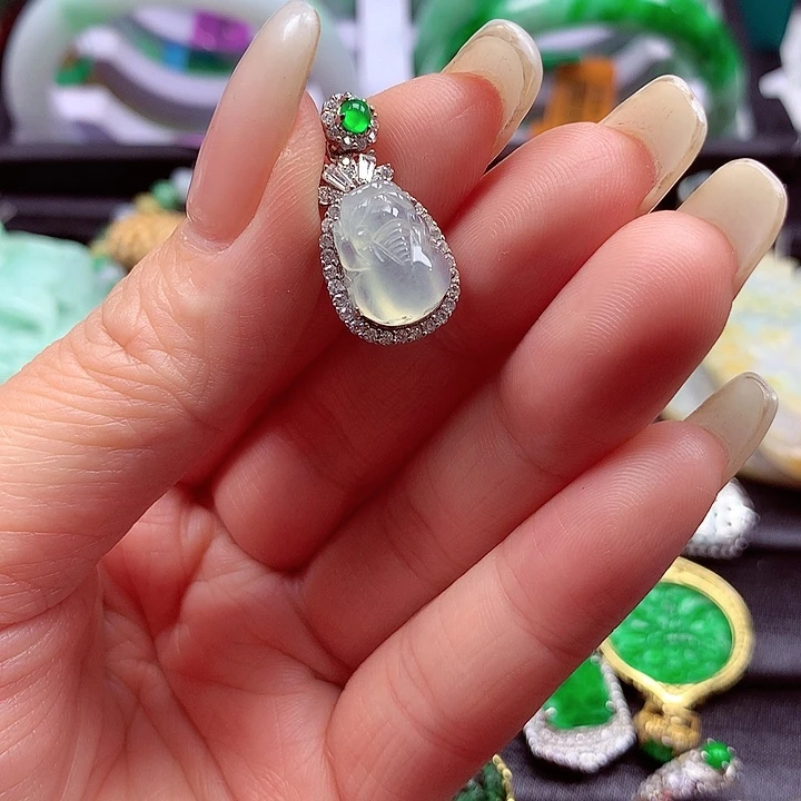 颈饰银S925镶嵌翡翠翡翠