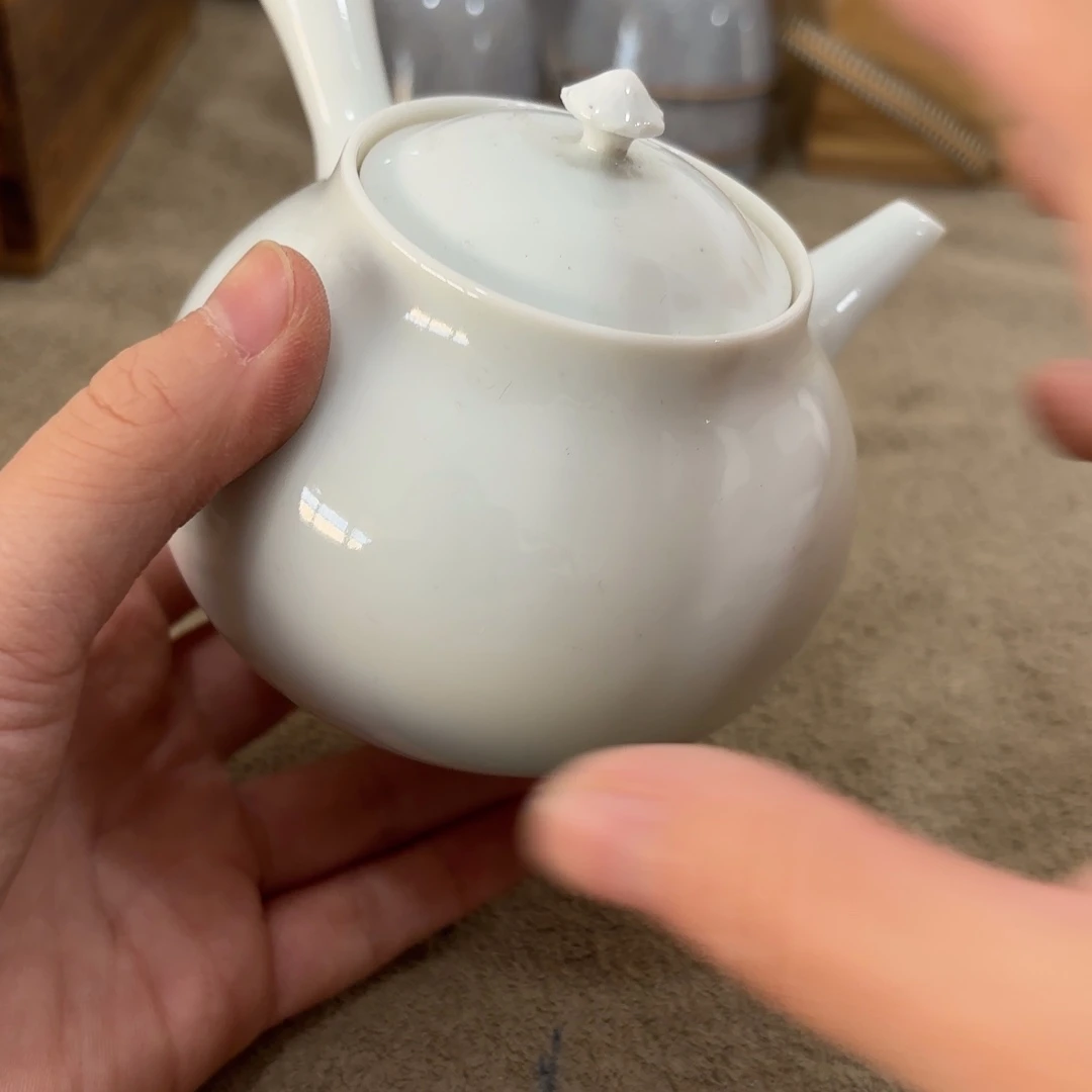 瓷片非常好看漂亮的物品