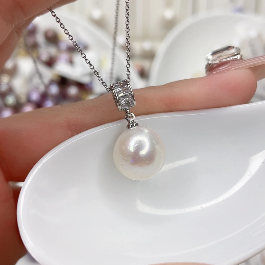 淡水珍珠吊坠(赠链)未镶嵌