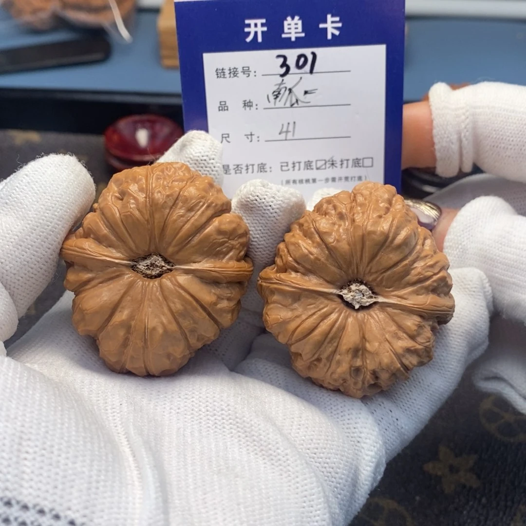 桃核吊坠文玩核桃