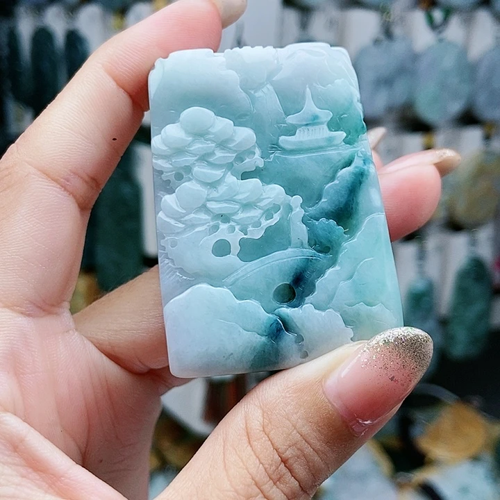 翡翠未镶嵌颈饰翡翠