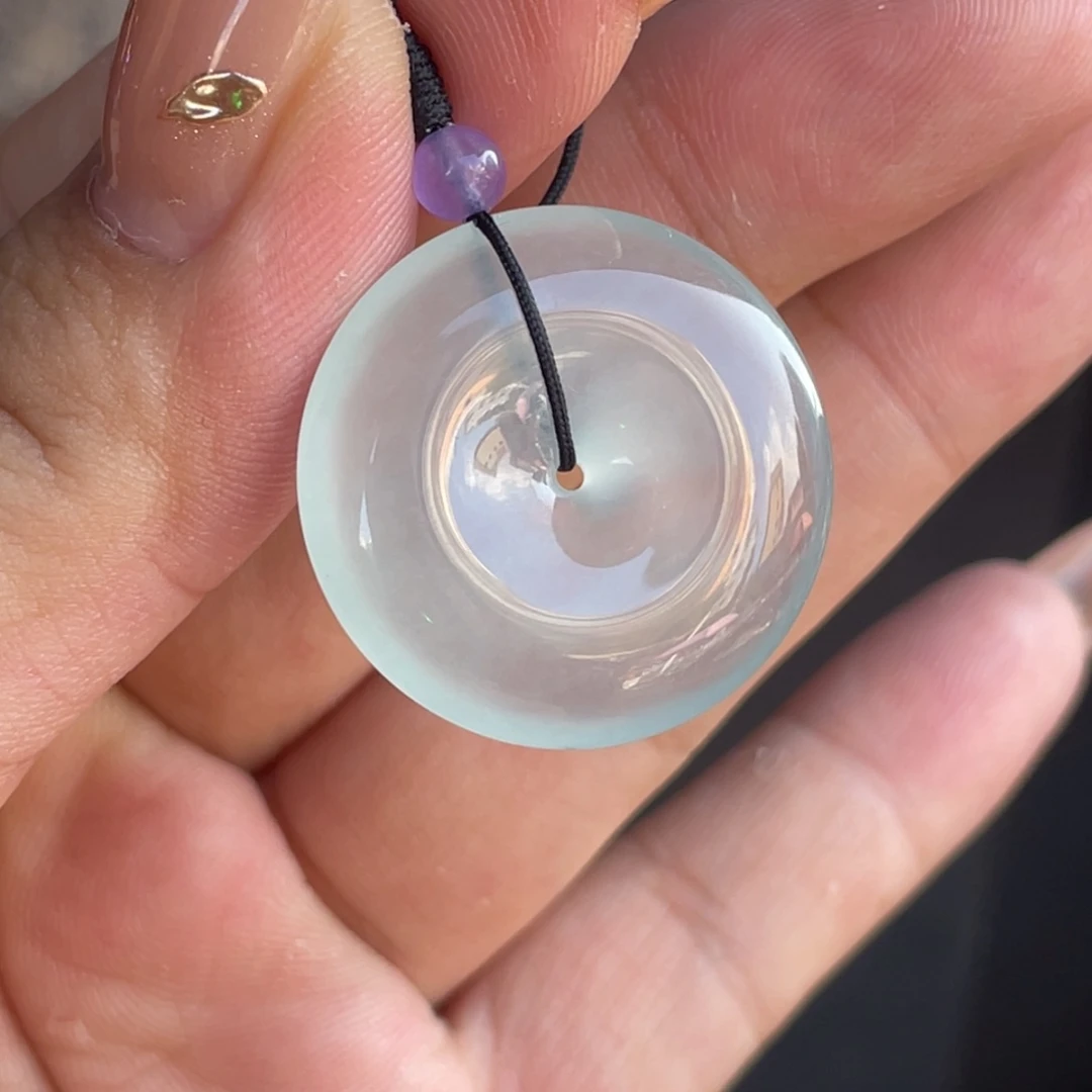 颈饰未镶嵌翡翠平安扣