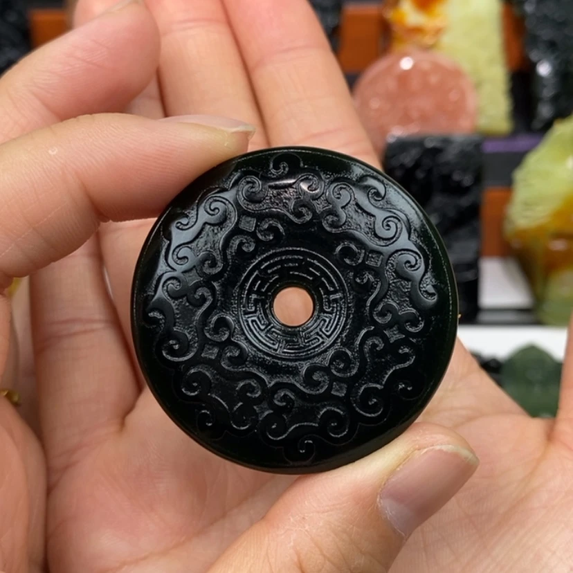 【闪购商品】蛇纹石玉未镶嵌颈饰左****神