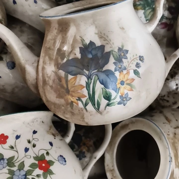 瓷陶瓷盘子碗啥都有