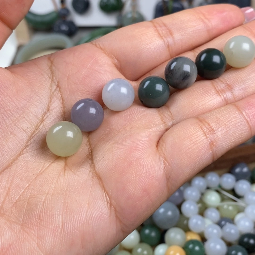 和田玉未镶嵌挂件七***花