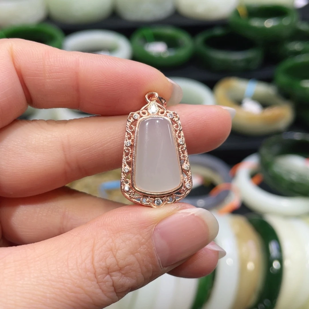 吊坠(不含链)未镶嵌和田玉