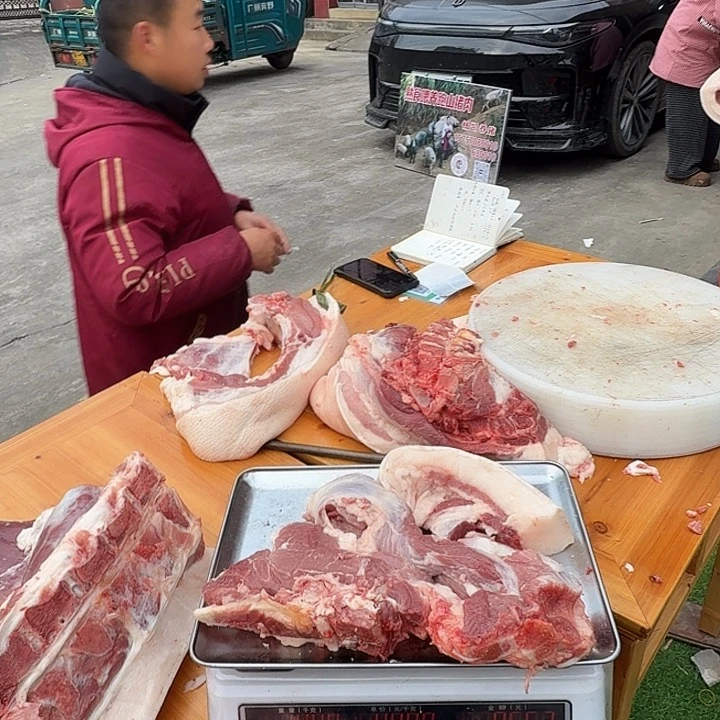 7中国大陆新鲜土猪肉